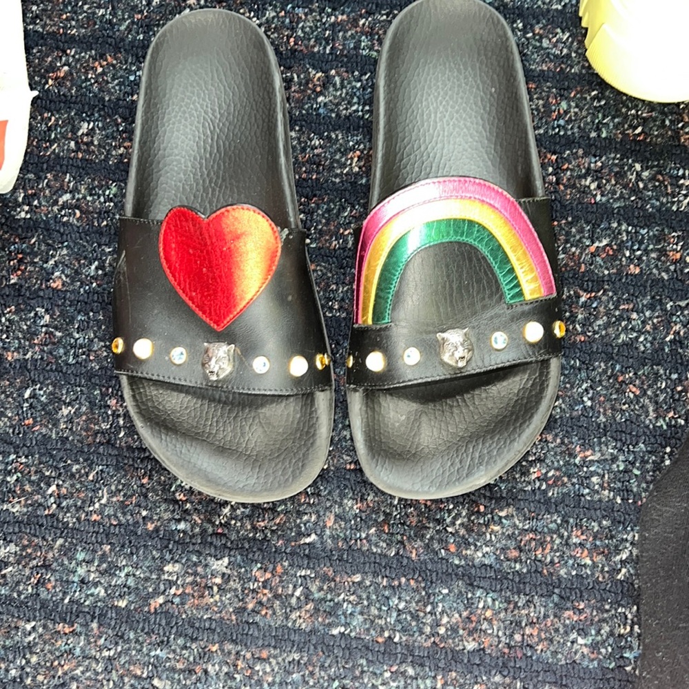 Gucci slides